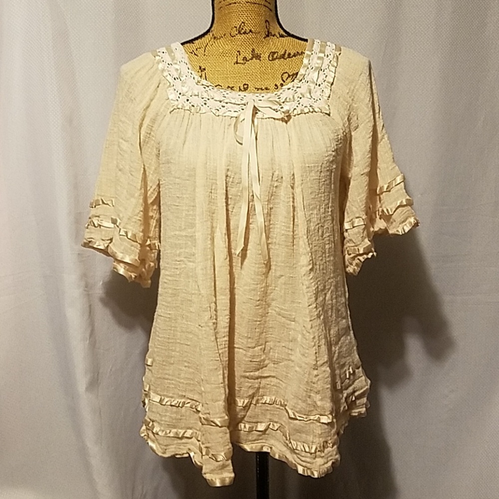 Tini lili boho top.